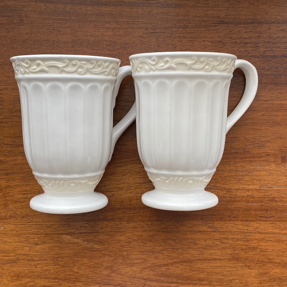 Lenox butlers pantry footed pedestal mug, pair